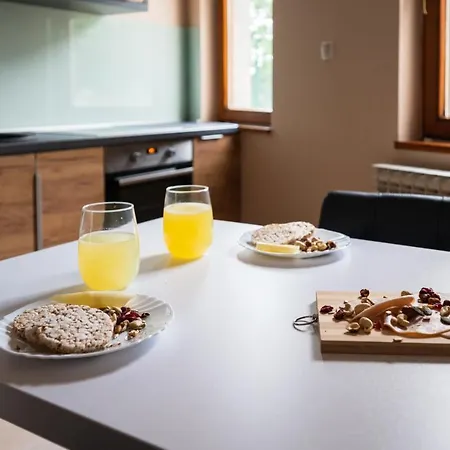 アパート Duplex For Up To 12 People- Old Town *