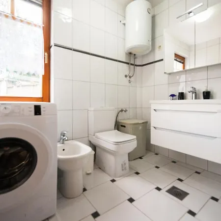 Duplex For Up To 12 People- Old Town Sarajevo
