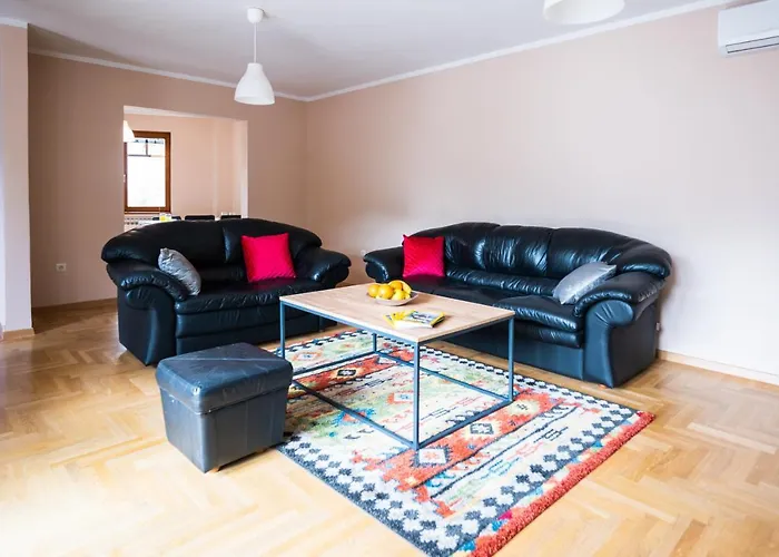 Apartman Duplex For Up To 12 People- Old Town *